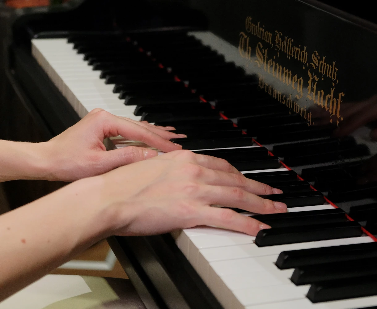 An exclusive private event combining luxury and artistry